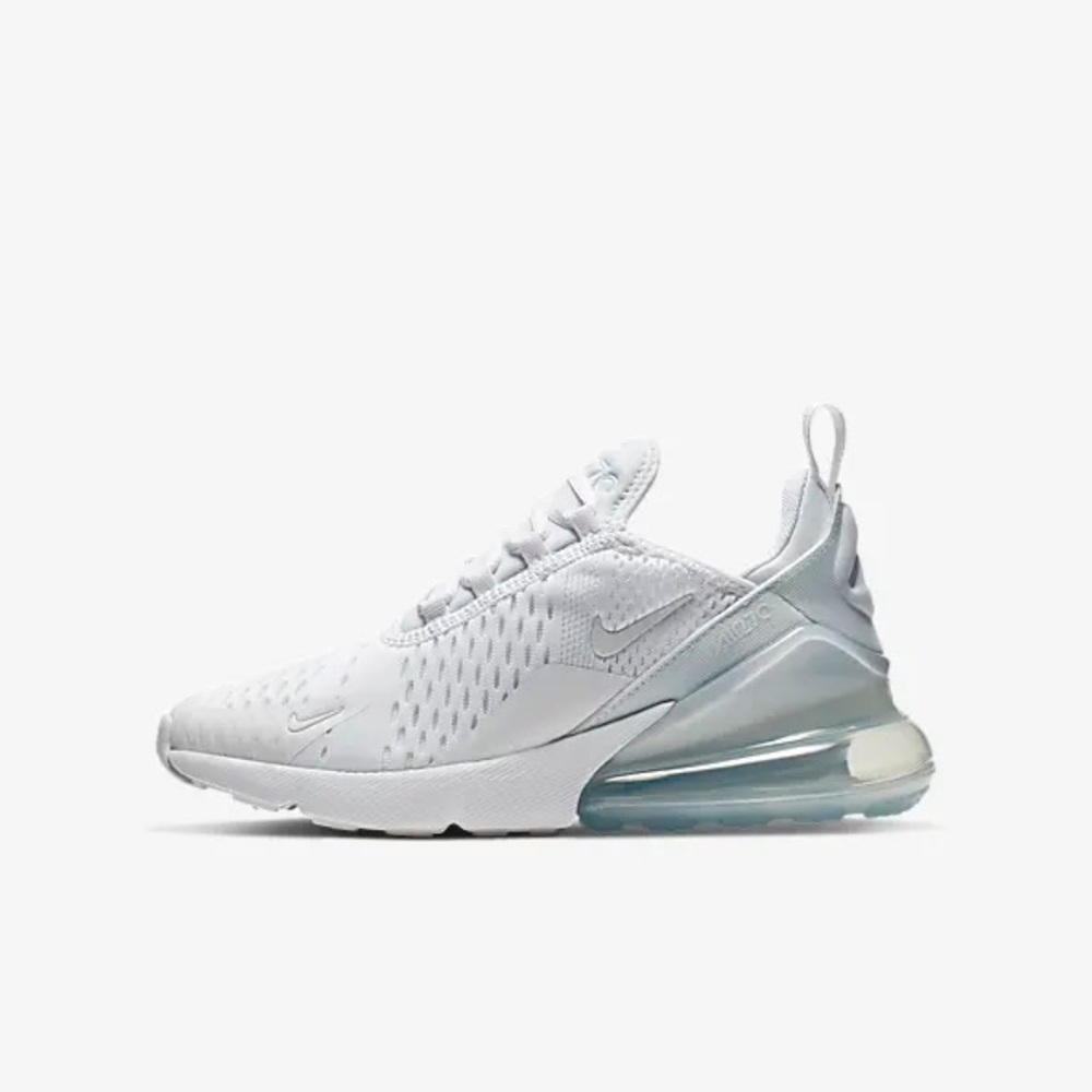 Nike youth air max 270s